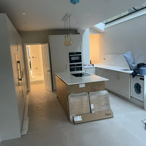 A.D.H BUILDERS (LUTON) LTD - Kitchen (3)